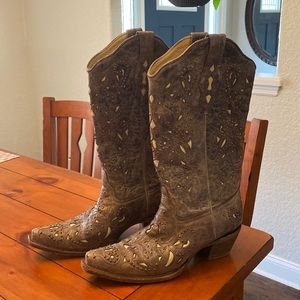 Corral Vintage Cowboy Boots